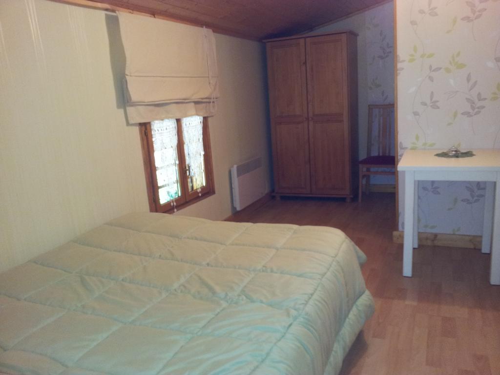 La Croix De Bois Bed & Breakfast Jayat ห้อง รูปภาพ