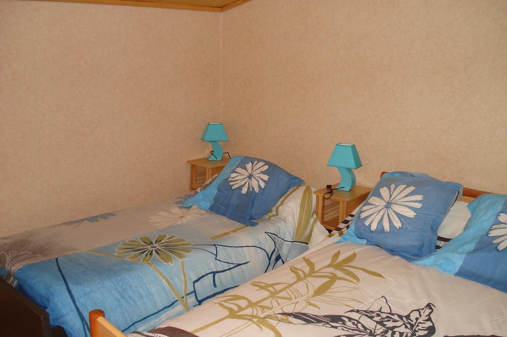 La Croix De Bois Bed & Breakfast Jayat ห้อง รูปภาพ